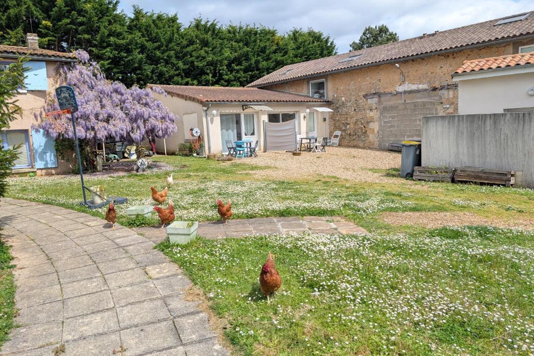Photo of Others in Vouneuil-sous-Biard