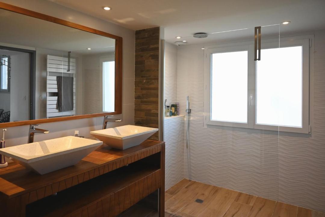 Photo of Bathroom in Meschers-sur-Gironde