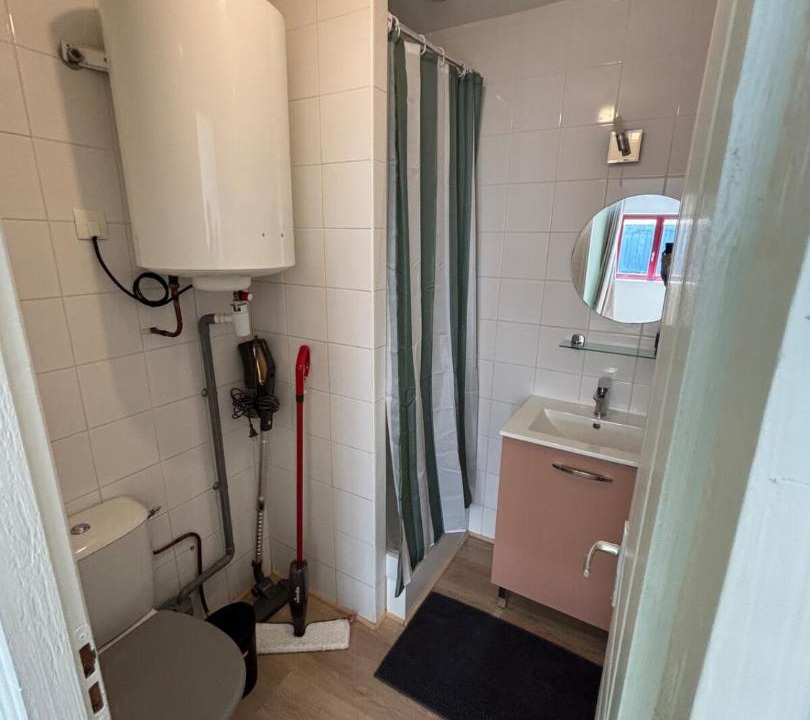 Photo of Bathroom in North district