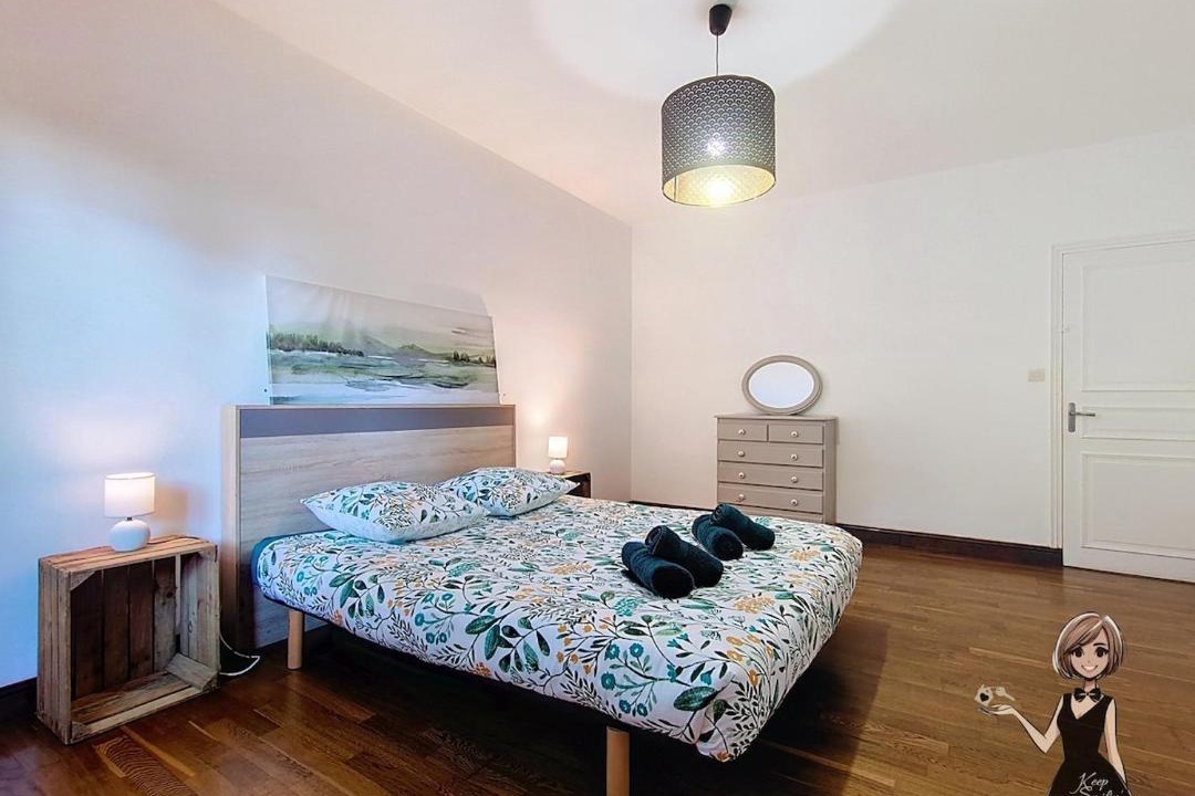Photo of Bedroom in Ledeuix