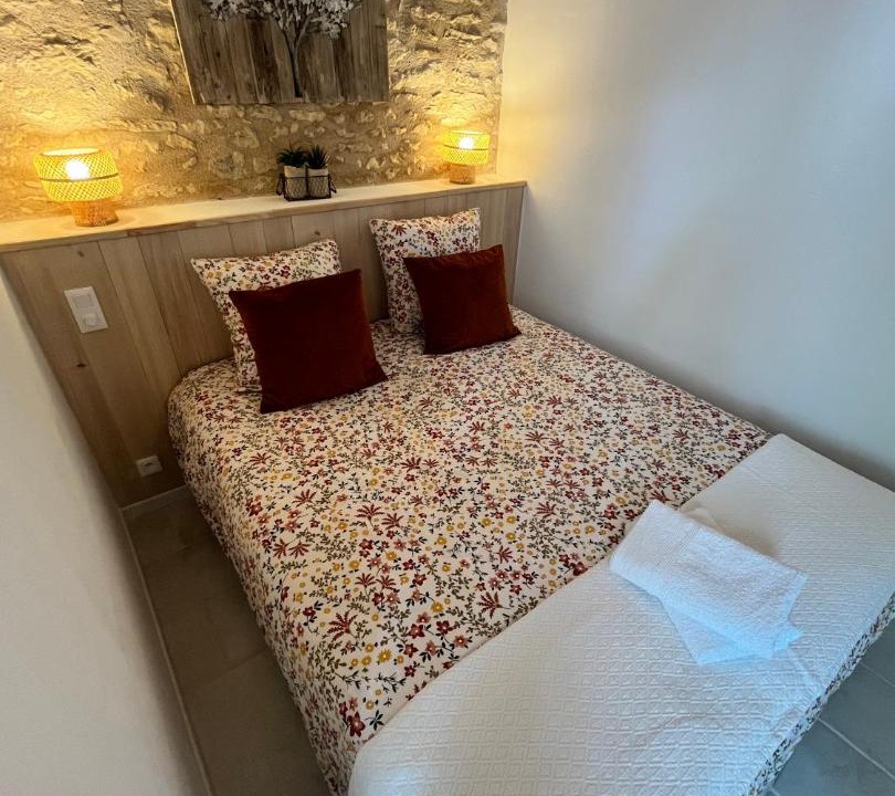 Photo of Bedroom in Cisse