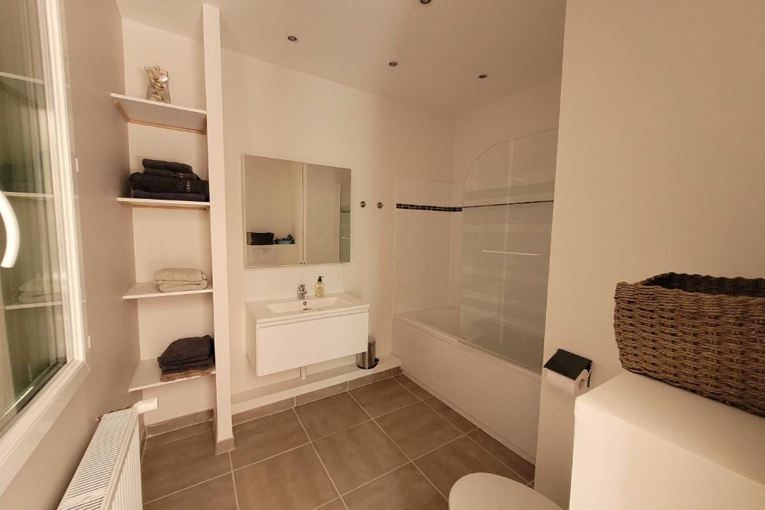 Photo of Bathroom in Boyardville