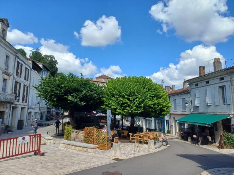 Photo of Others in Aubeterre-sur-Dronne