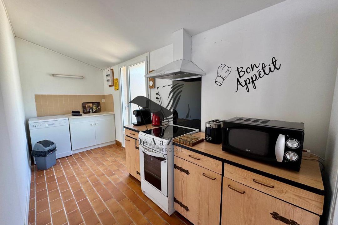 Photo of Kitchen in Port-des-Barques