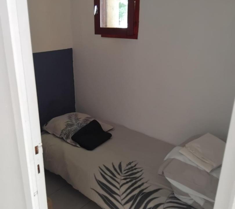 Photo of Bedroom in Saint-Aubin-de-Nabirat