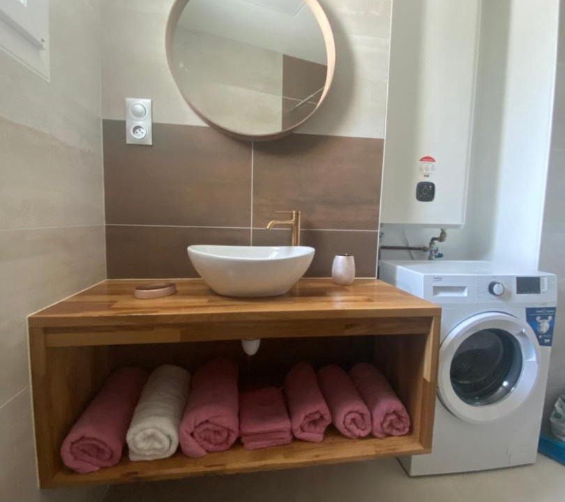Photo of Bathroom in Etaules