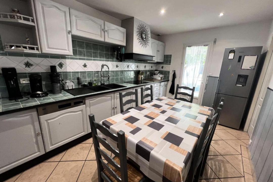Photo of Kitchen in Saint-Vivien-de-Medoc