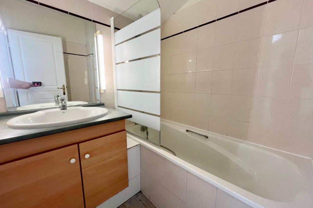 Photo of Bathroom in La Rochelle