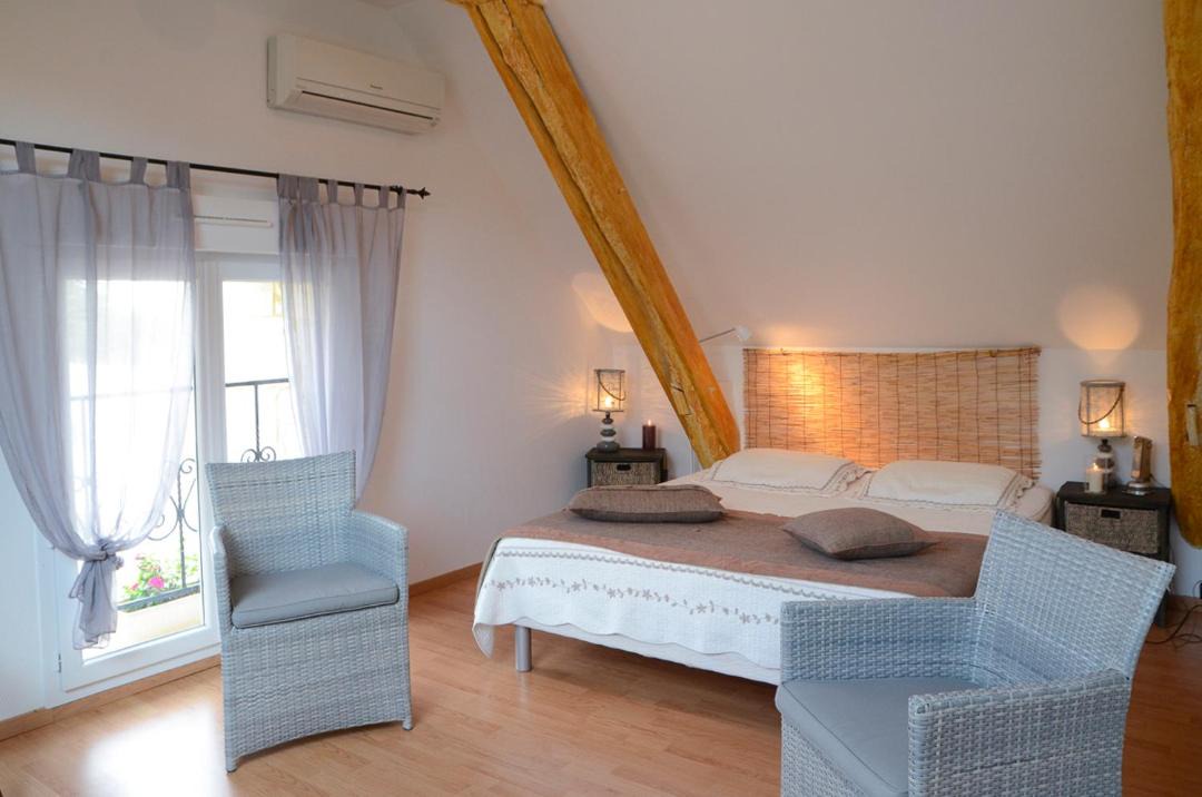Photo of Bedroom in Cublac