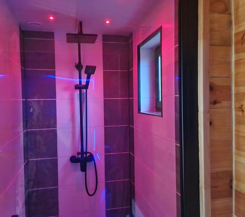 Photo of Bathroom in Saint-Aigulin