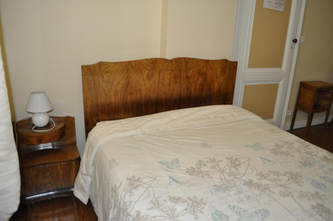 Photo of Bedroom in Ludon-Medoc