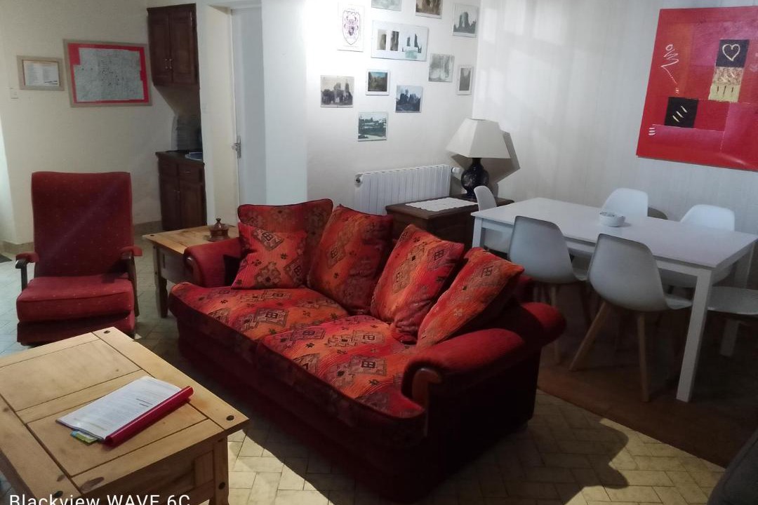 Photo of Livingroom in Les Salles Lavauguyon