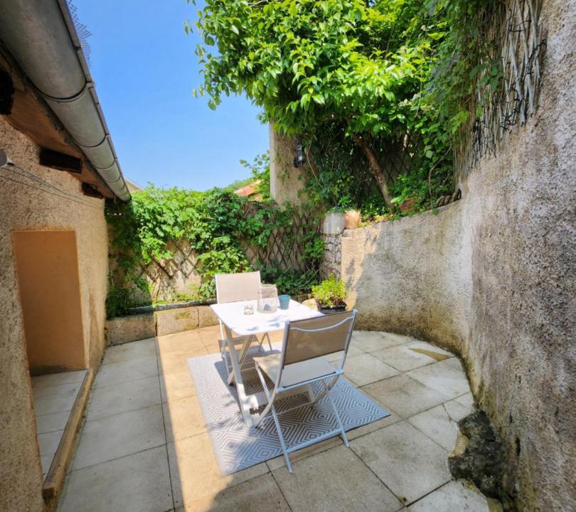 Photo of Patio Balcony in Saint-Benoit