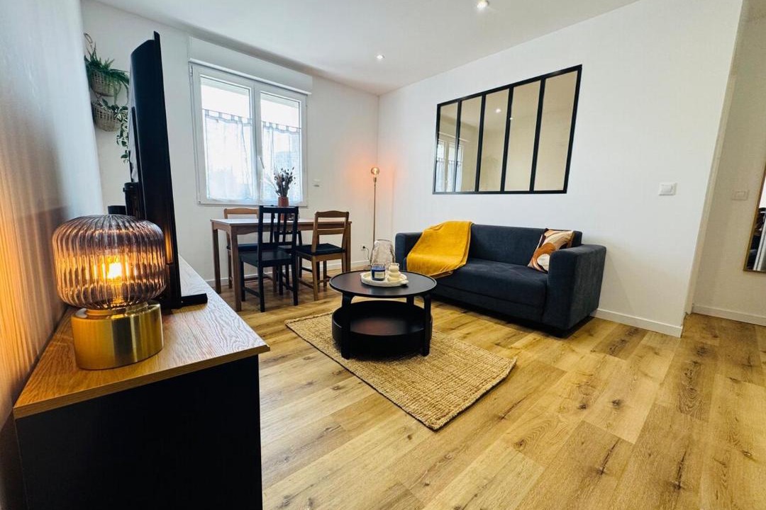 Photo of Livingroom in Begles