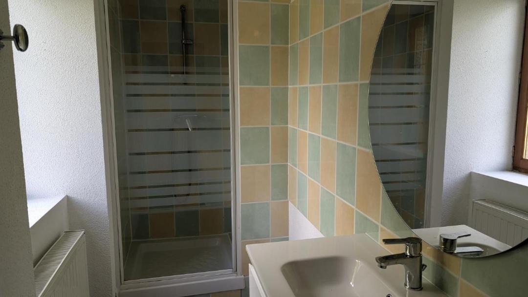 Photo of Bathroom in Saint-Gence