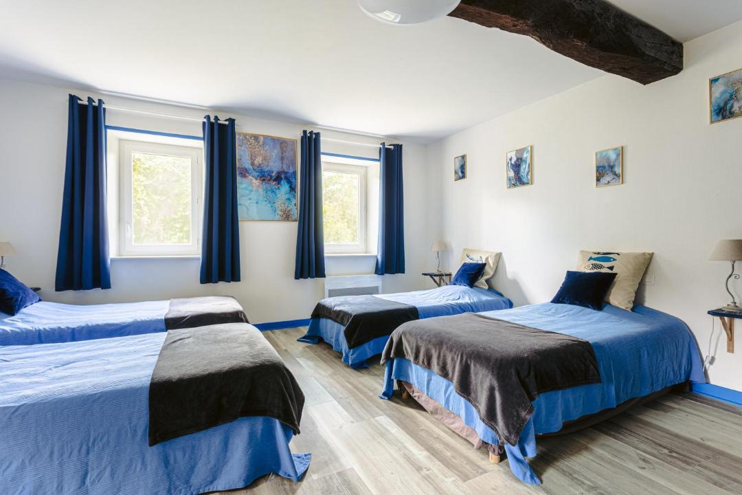 Photo of Bedroom in Genouille