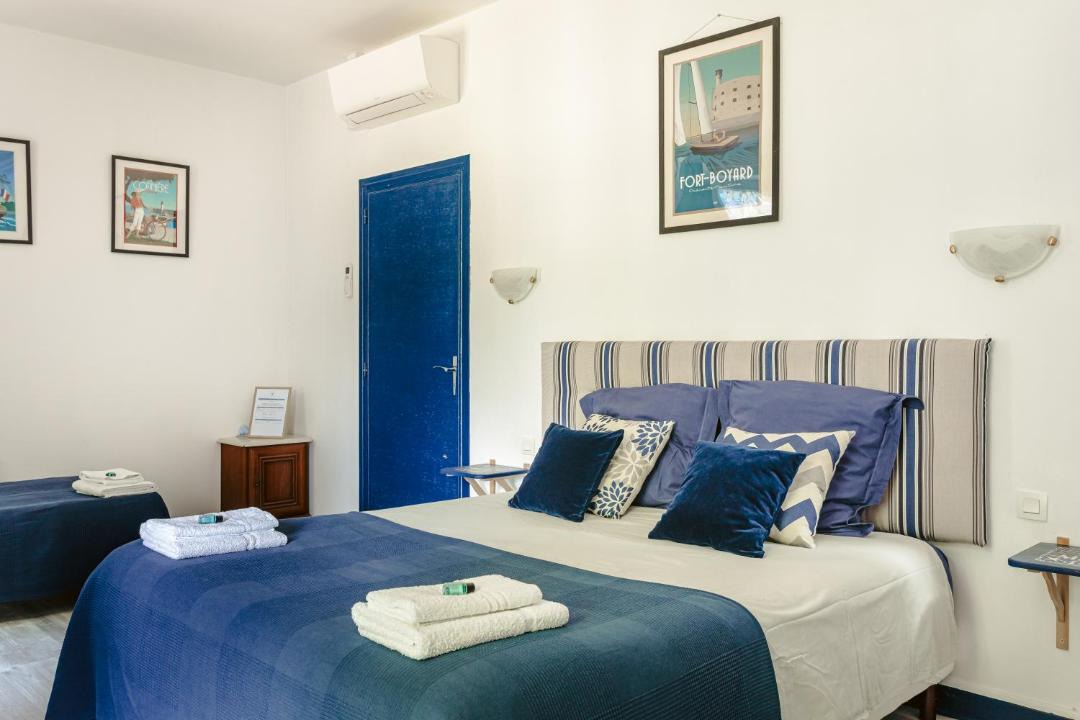 Photo of Bedroom in Genouille