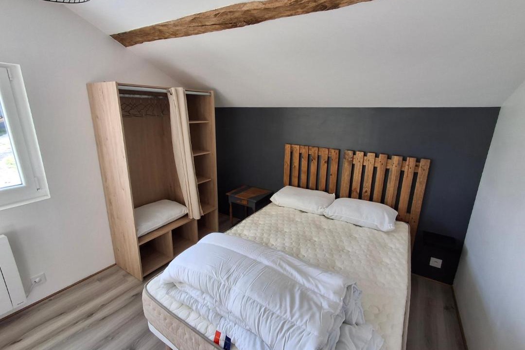 Photo of Bedroom in Salles-en-Toulon