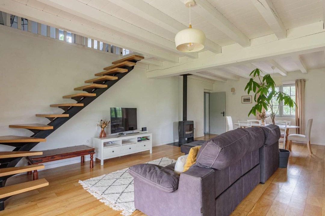 Photo of Livingroom in Sare