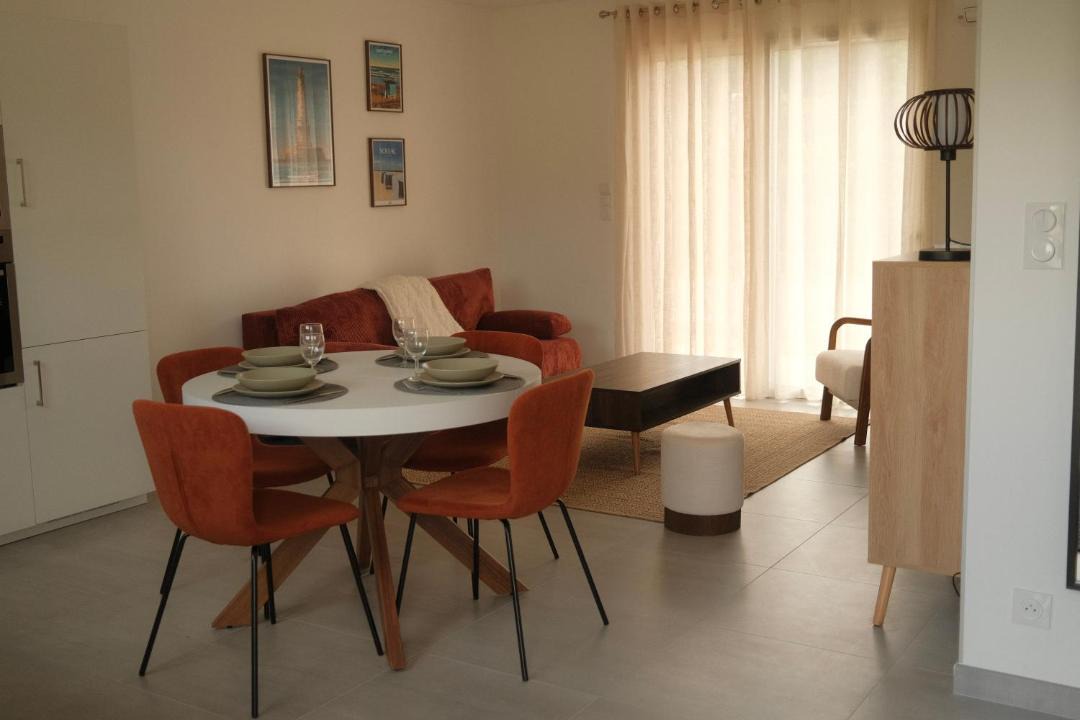 Photo of Others in Grayan-Et-L'Hopital