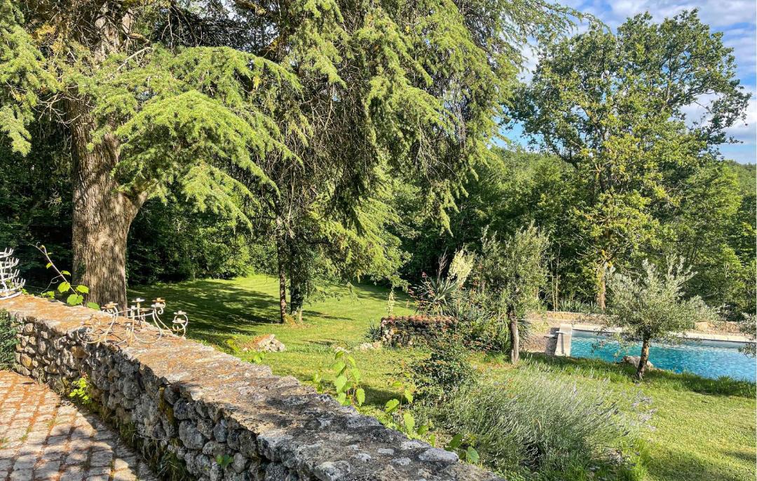 Photo of Others in Saint-Martin-des-Combes