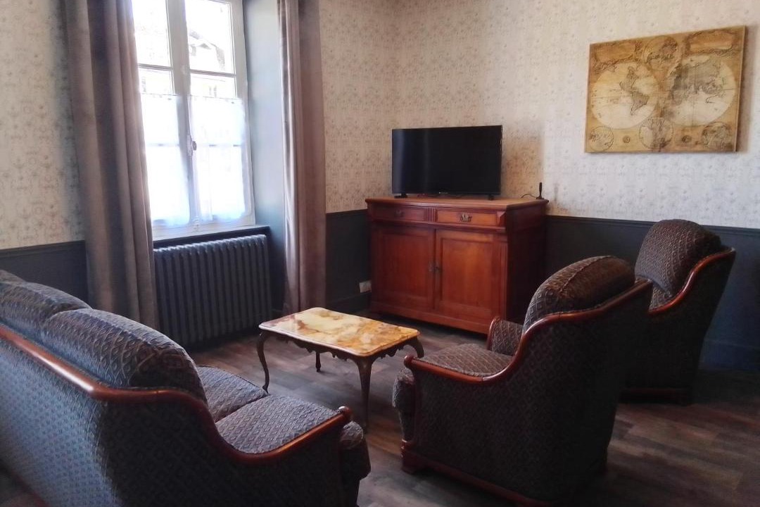 Photo of Livingroom in Saint-Laurent-sur-Gorre