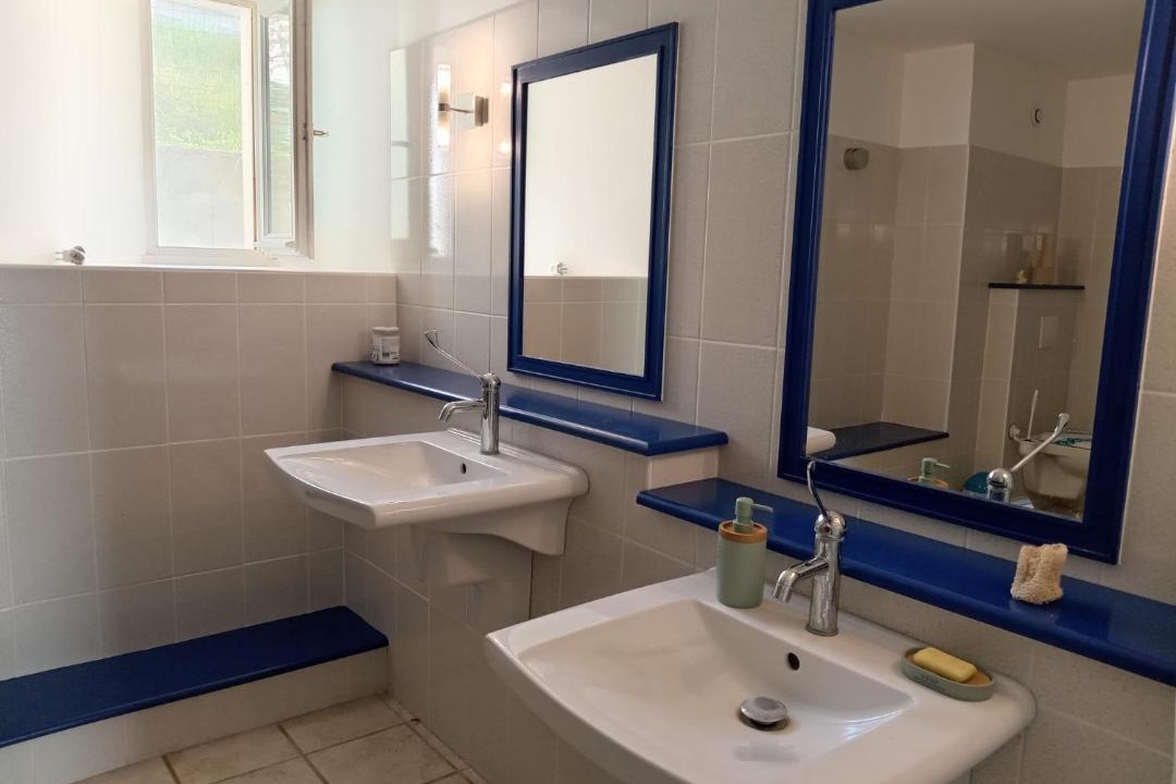 Photo of Bathroom in Saint-Maigrin