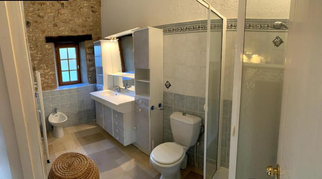 Photo of Bathroom in Saint-Marcel-du-Perigord