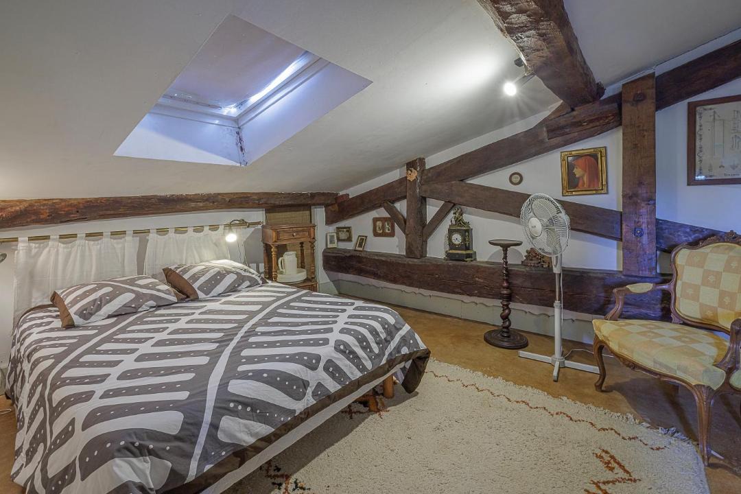 Photo of Bedroom in Jugazan