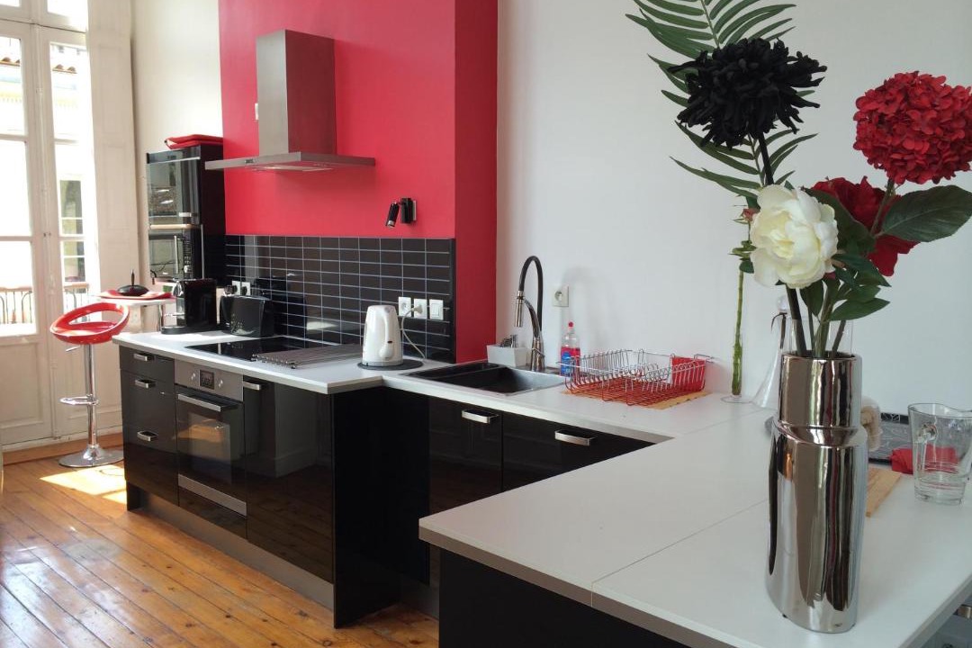 Photo of Kitchen in Bordeaux Golden Triangle