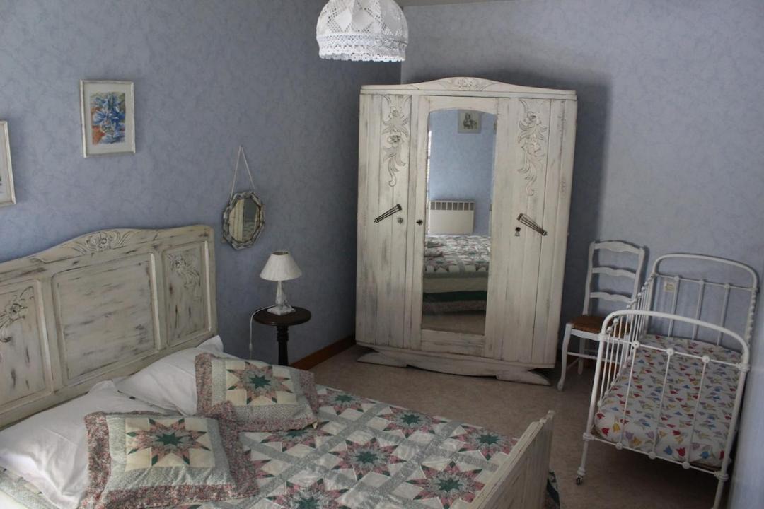 Photo of Bedroom in Avanton