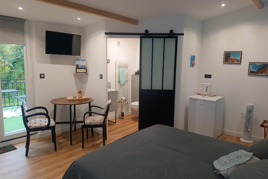 Photo of Bedroom in Journiac