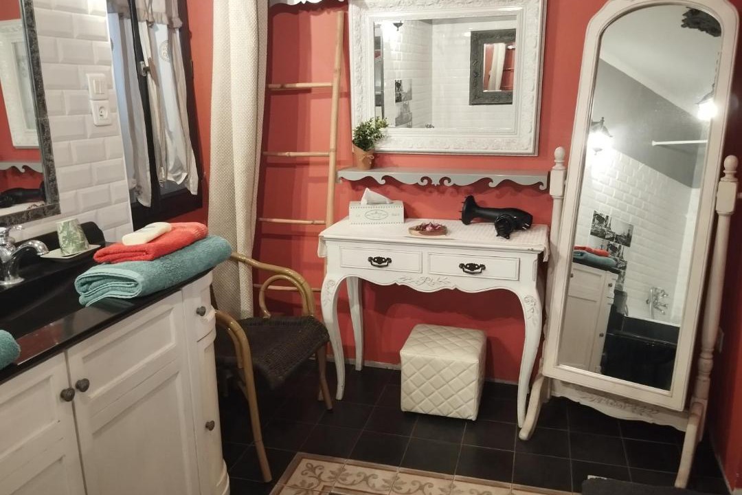 Photo of Bathroom in Clairac