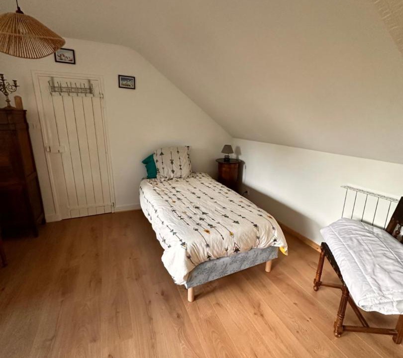 Photo of Bedroom in Cenon-sur-Vienne