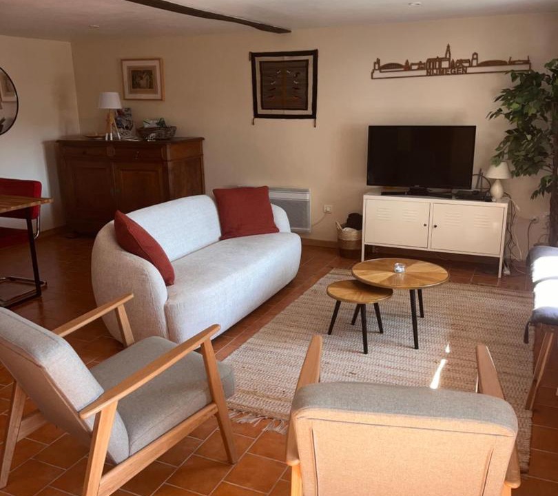 Photo of Livingroom in Beaulieu-sur-Sonnette