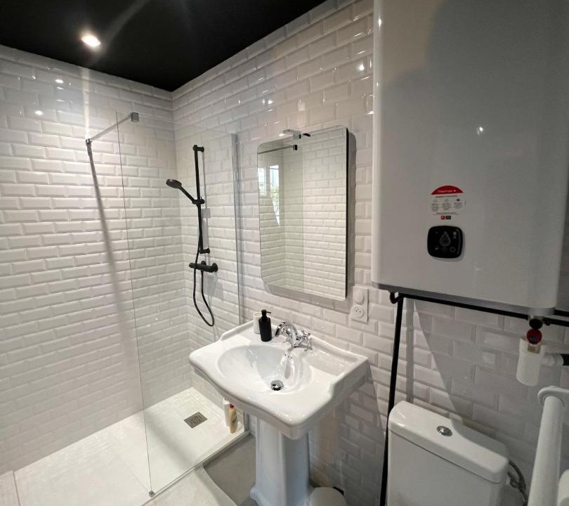 Photo of Bathroom in Villeneuve-sur-Lot