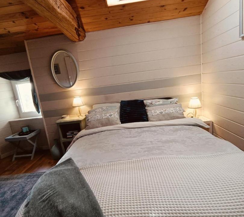 Photo of Bedroom in Confolens