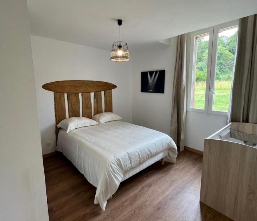 Photo of Bedroom in Reaup-Lisse