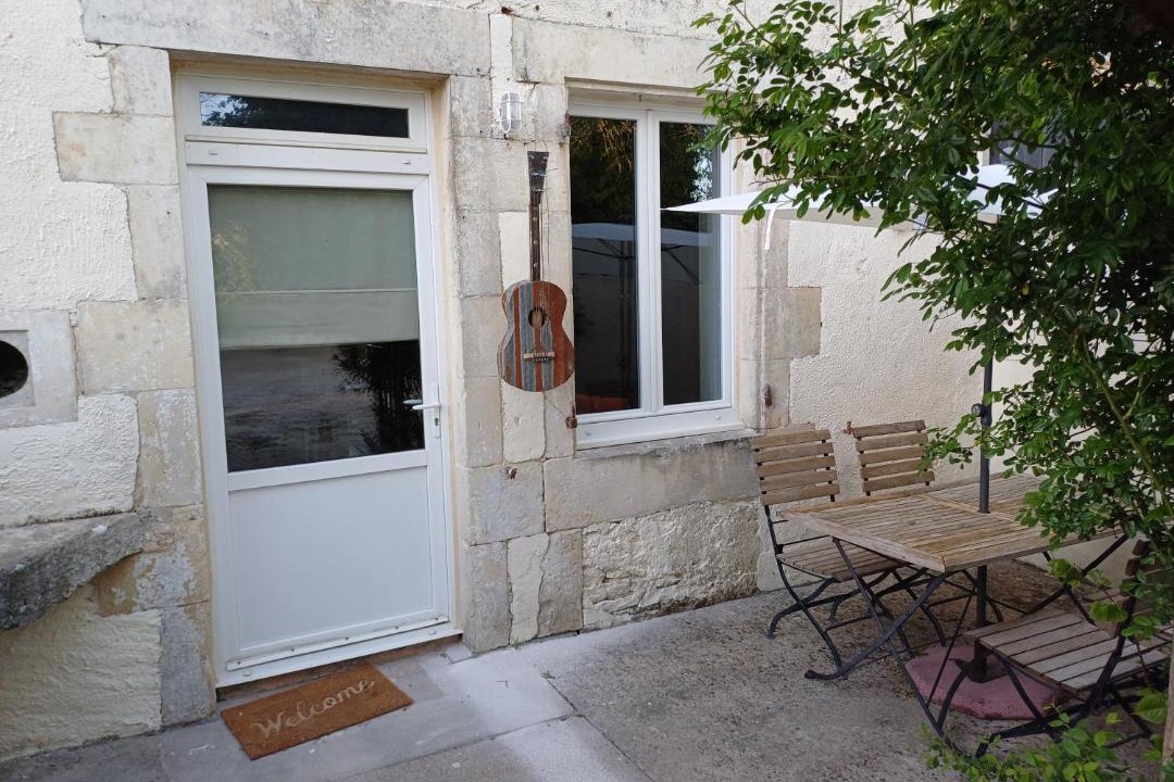 Photo of Patio Balcony in Montalembert