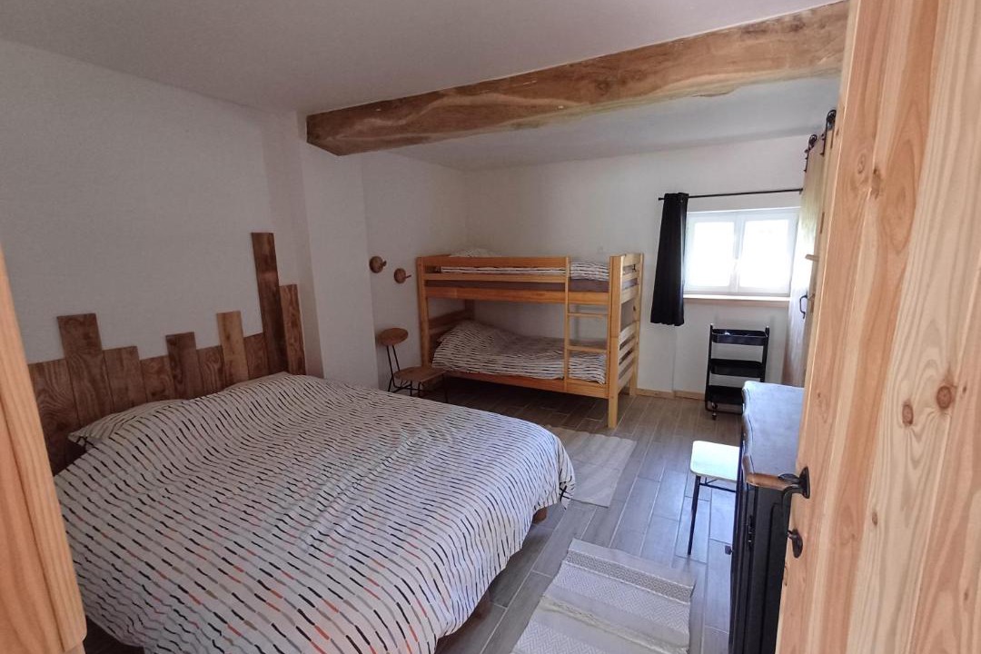 Photo of Bedroom in Montalembert