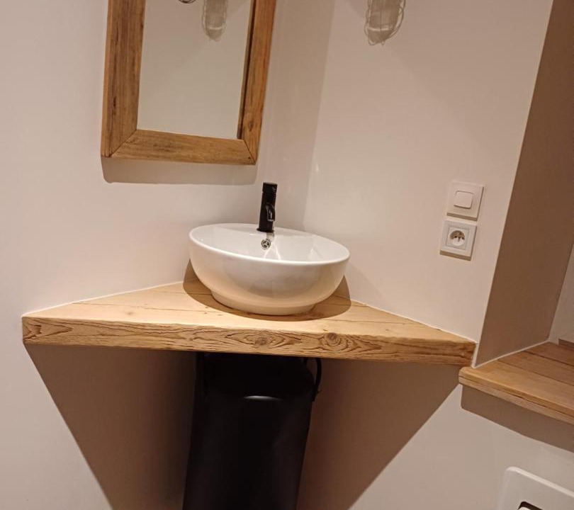 Photo of Bathroom in Montalembert
