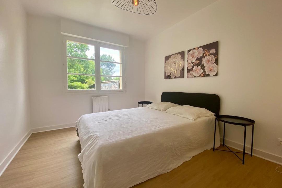 Photo of Bedroom in Ambares-et-Lagrave