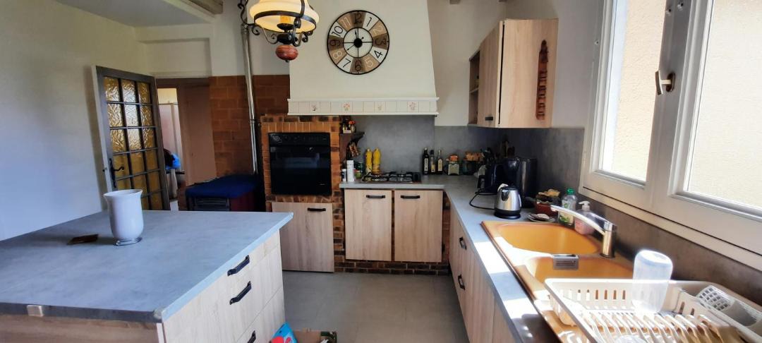 Photo of Kitchen in Cours-de-Pile