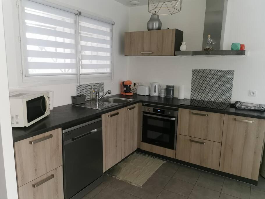 Photo of Kitchen in Saint-Andre-de-Cubzac