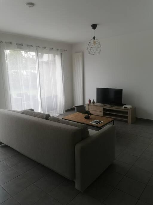 Photo of Livingroom in Saint-Andre-de-Cubzac