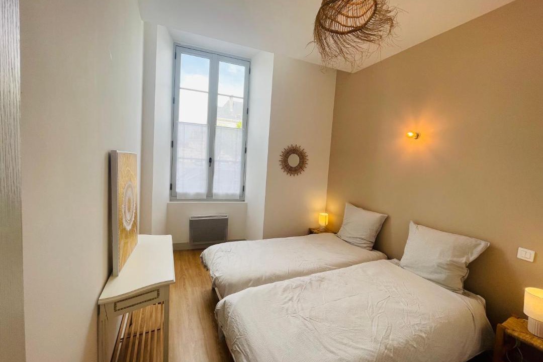 Photo of Bedroom in Saint-Jean-d'Angely
