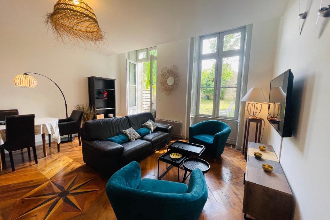 Photo of Livingroom in Saint-Jean-d'Angely