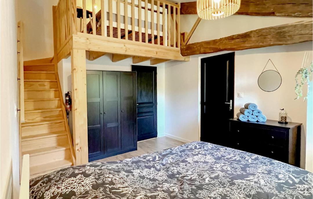 Photo of Bedroom in Coulon