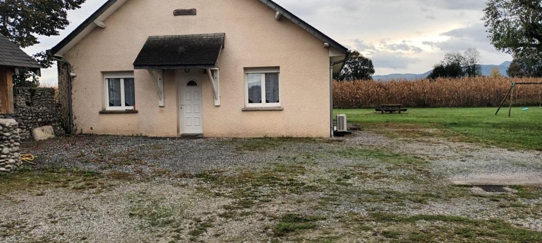 Photo of Others in Bordes