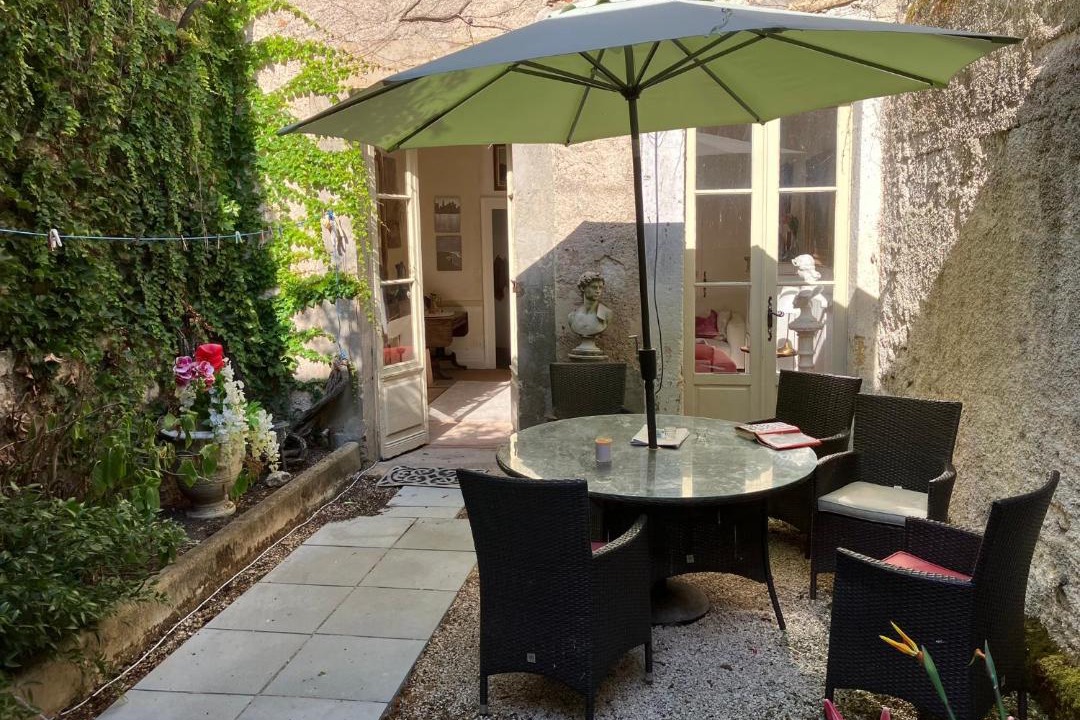 Photo of Patio Balcony in Sainte-Foy-la-Grande